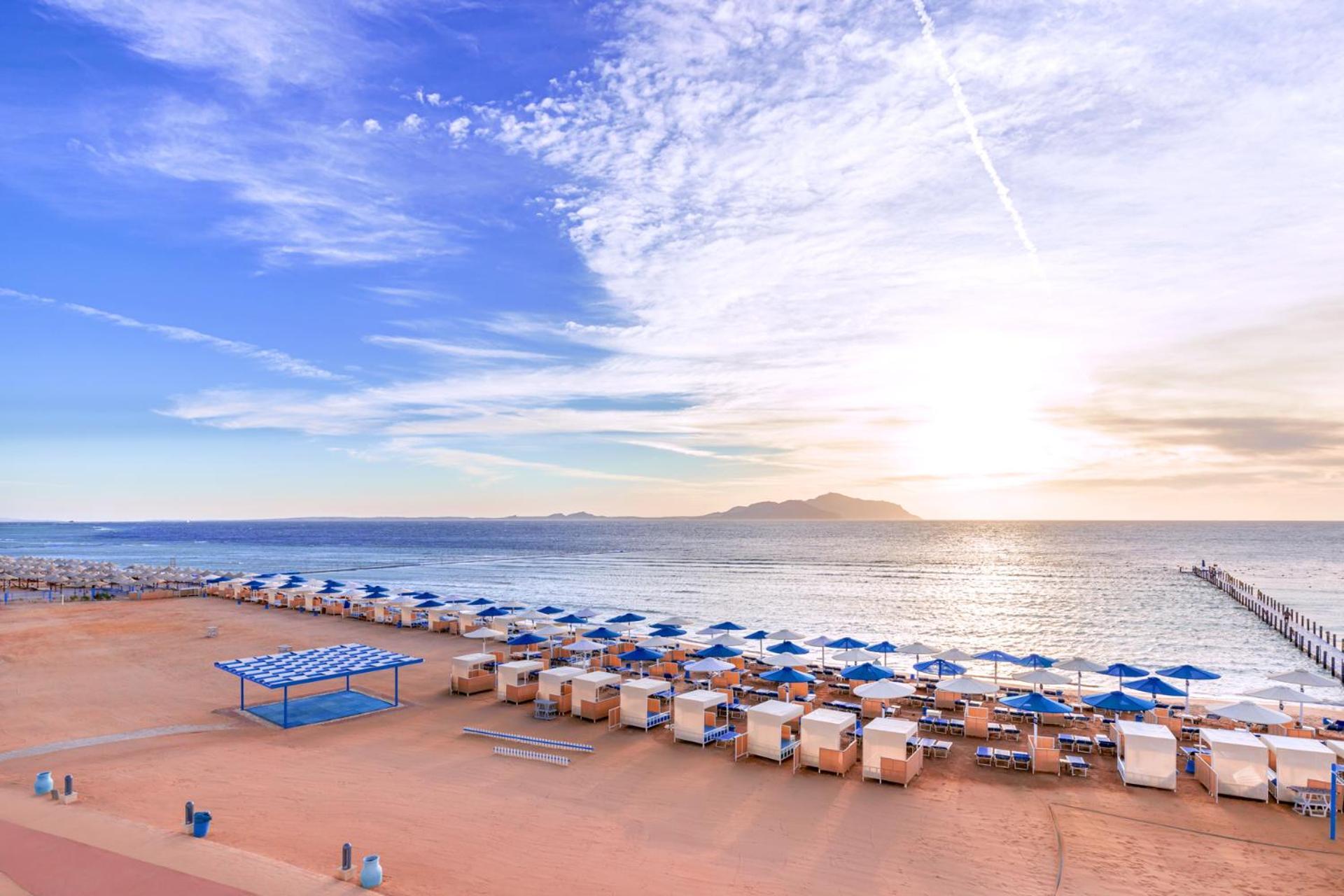 Pickalbatros Palace Sharm - "Aqua Park" Esterno foto The beach at the Hilton Sharm El Sheikh Resort